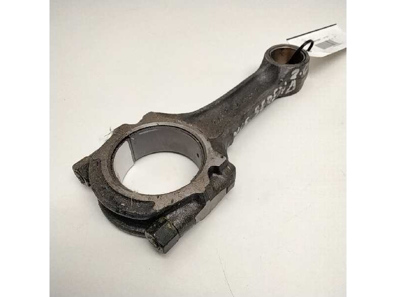 Recambio de biela para nissan serena (c23m) referencia OEM IAM 2421C52  