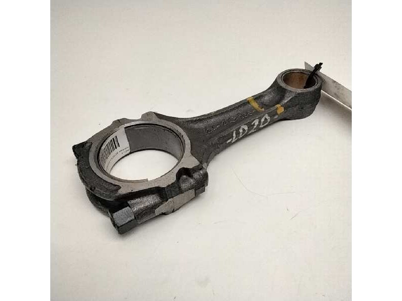 Recambio de biela para nissan serena (c23m) referencia OEM IAM 2421C52  