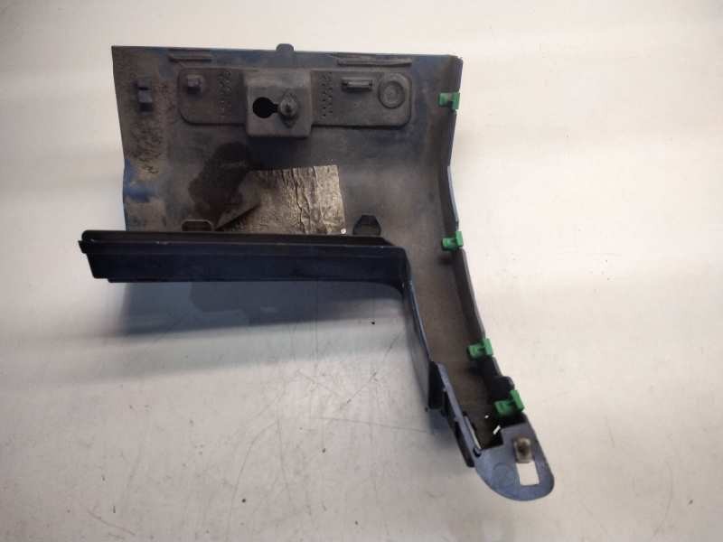 Recambio de talonera izquierda para volvo xc90 r-design awd referencia OEM IAM   