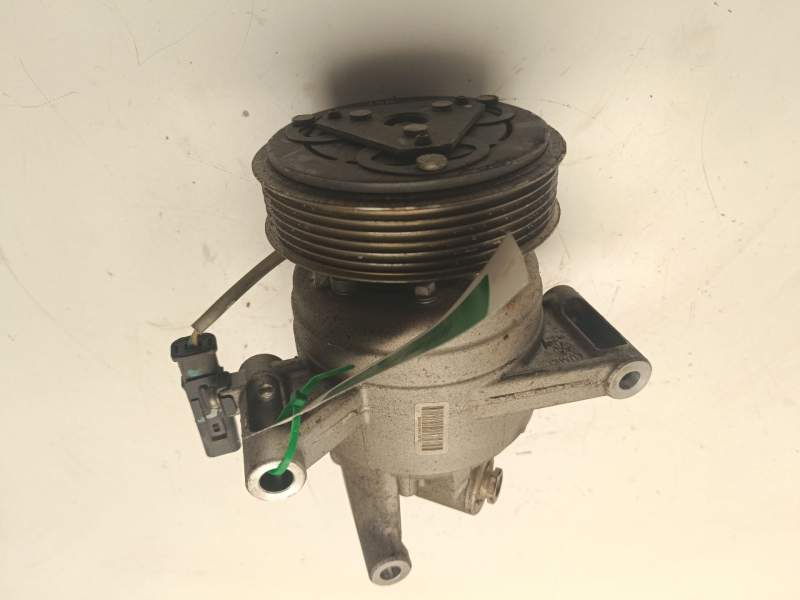 Recambio de compresor aire acondicionado para toyota aygo (kgb/wnb) city referencia OEM IAM 88310-YV010-D  