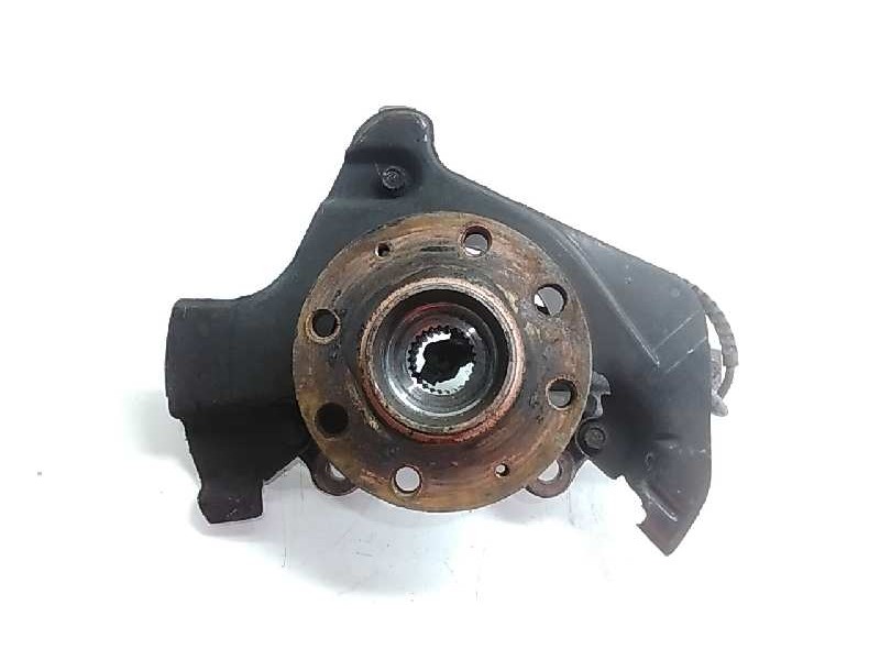 Recambio de mangueta delantera derecha para opel corsa d color edition referencia OEM IAM 55705  