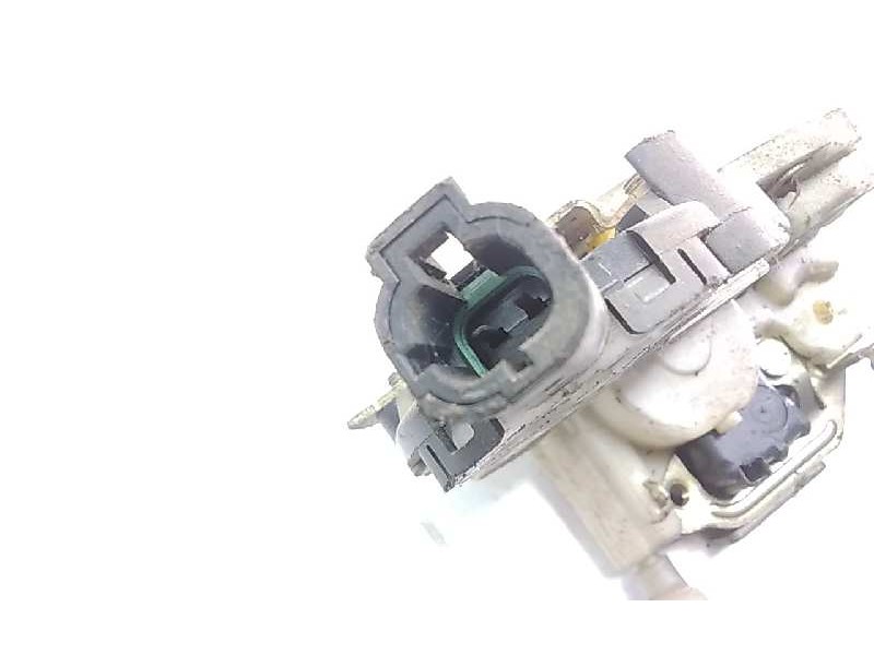 Recambio de cerradura puerta delantera izquierda para nissan terrano (wd21) referencia OEM IAM   