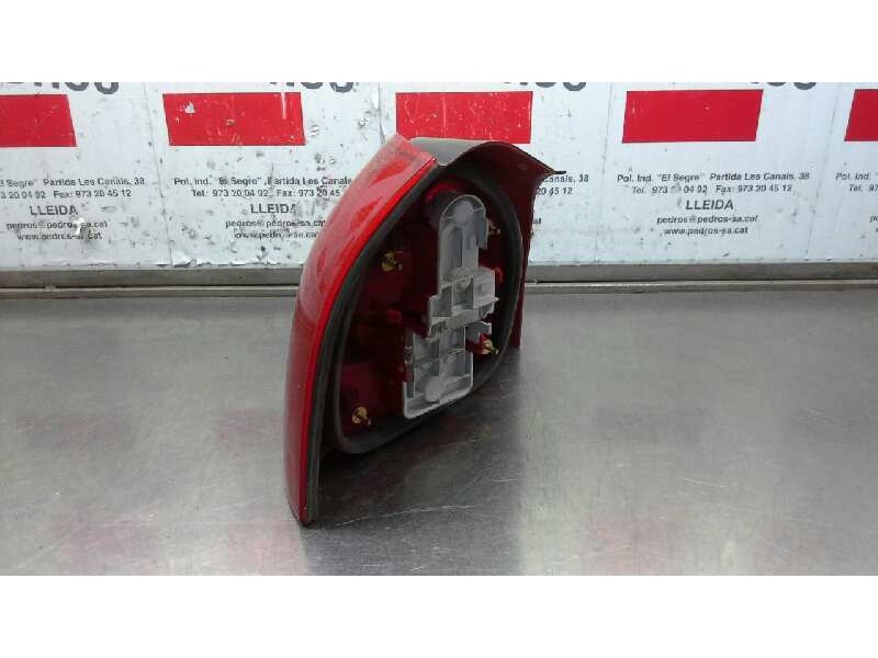 Recambio de piloto trasero derecho para audi a3 (8l) 1.8 20v referencia OEM IAM   