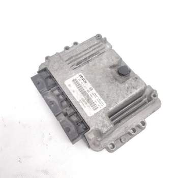 Recambio de centralita motor uce para renault master desde ´98 referencia OEM IAM   109365