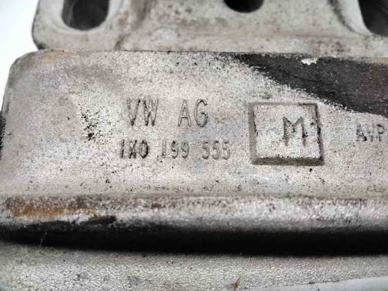 Recambio de soporte motor derecho superior para volkswagen golf vi (5k1) advance referencia OEM IAM 1K0199555M  