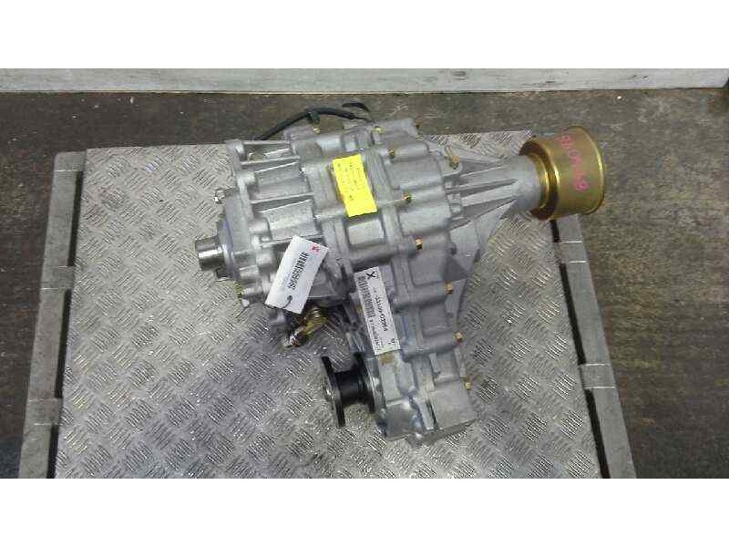 Recambio de caja transfer para nissan terrano (wd21) 2.7 turbodiesel referencia OEM IAM 33100G2304  33100G2344