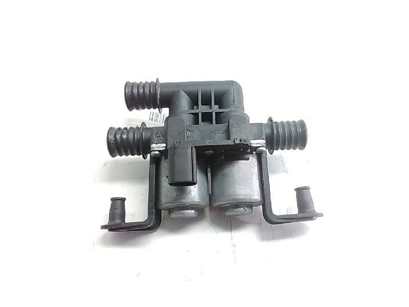 Recambio de bomba agua electrica para bmw x5 (e70) 3.0 turbodiesel cat referencia OEM IAM 691054406  