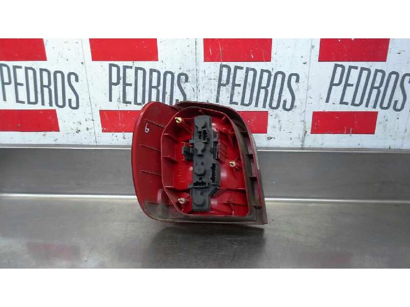 Recambio de piloto trasero derecho para volkswagen polo berlina (6n2) conceptline referencia OEM IAM 6N0945096H  