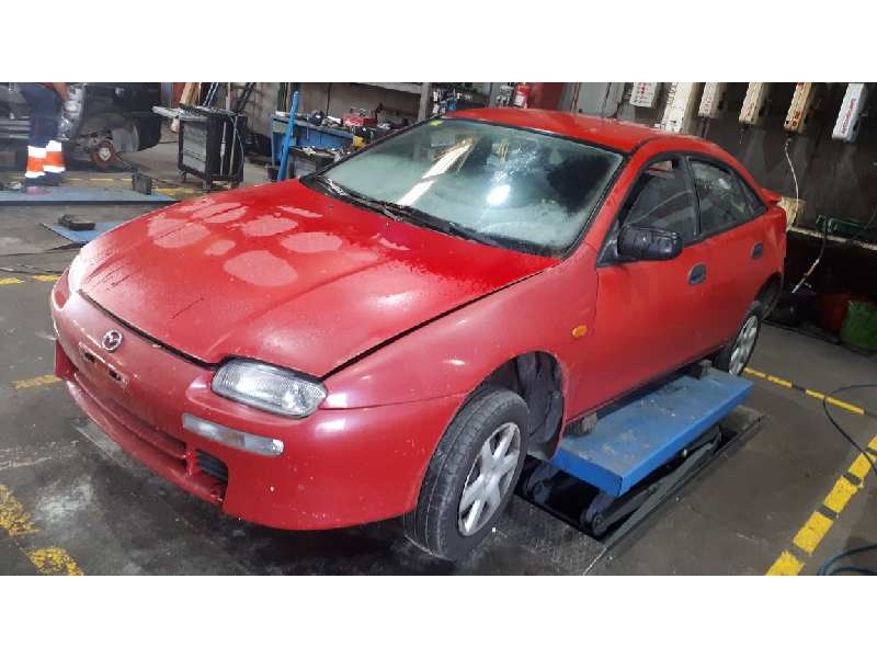 mazda 323 berlina f/s (bj) del año 1997
