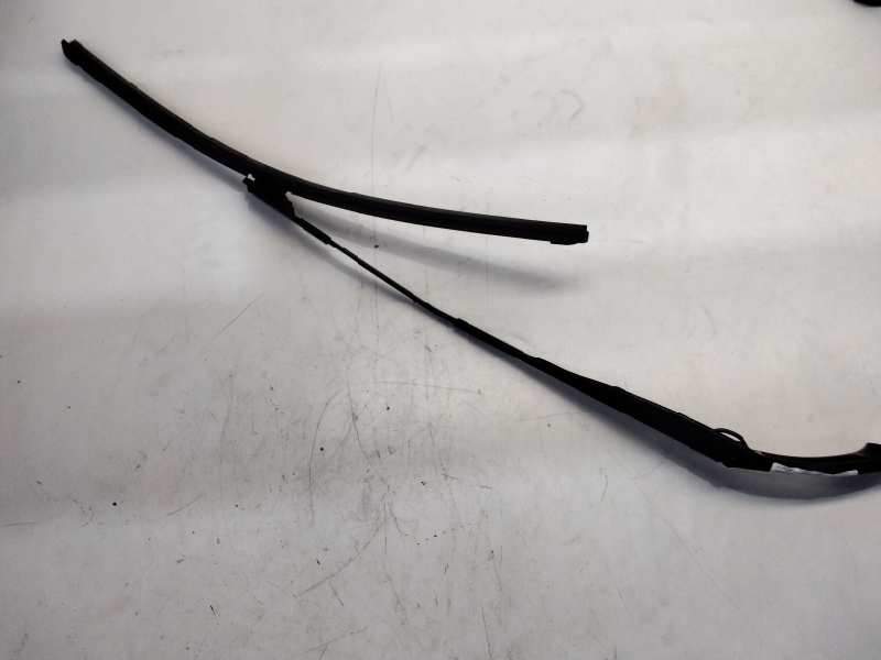 Recambio de brazo limpia delantero izquierdo para dacia dokker ambiance referencia OEM IAM 288812261R  