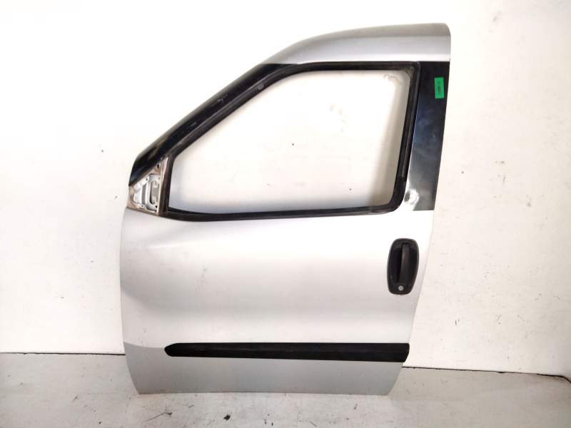 Recambio de puerta delantera izquierda para fiat doblo cargo (263_) 1.6 d multijet referencia OEM IAM 0000052155068  