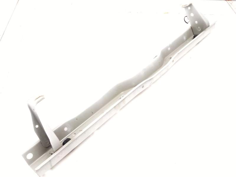 Recambio de travesaño superior para nissan leaf (ze0) electric referencia OEM IAM F25113NLMH  