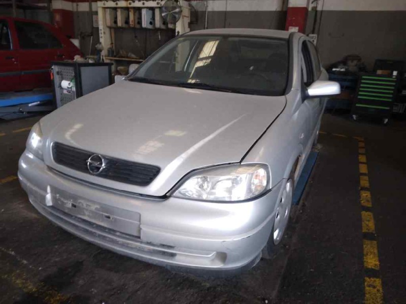 opel astra g berlina del año 1999