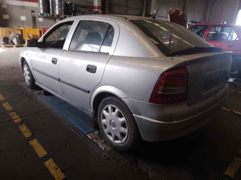 opel astra g berlina del año 1999