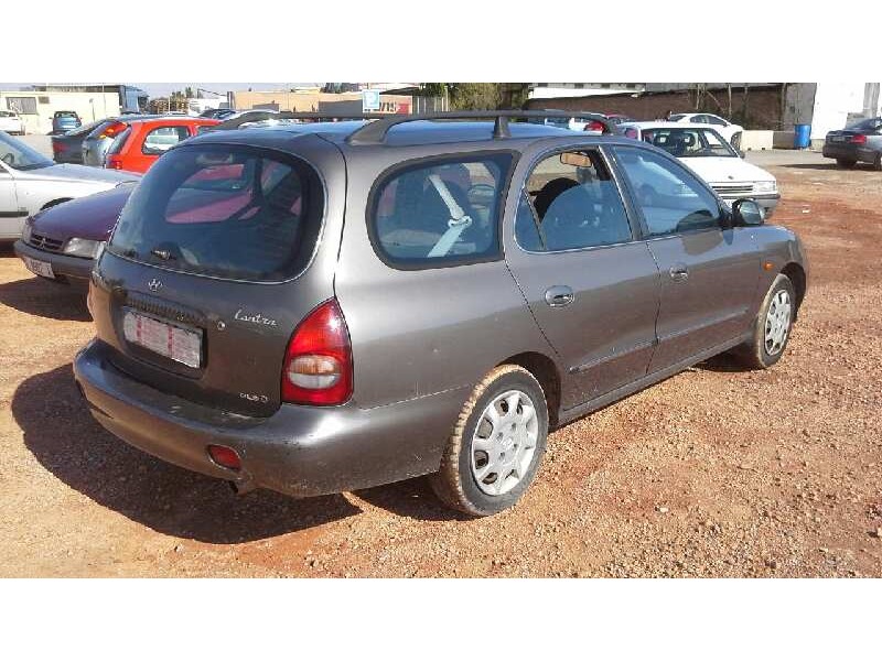 hyundai lantra familiar (rd) del año 1999