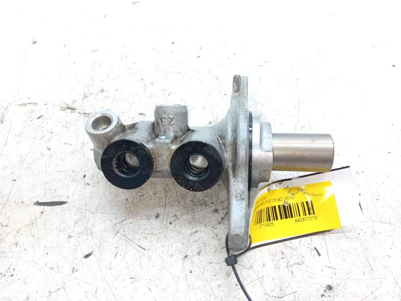 Recambio de bomba freno para nissan juke (f15) 1.5 dci referencia OEM IAM 460101KA0A  