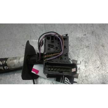 Recambio de mando luces para renault scenic ii referencia OEM IAM E1025V  109734