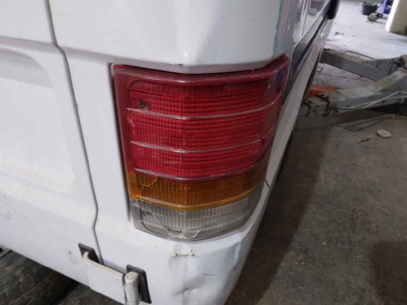 mercedes mb 100 d caja cerrada / combi del año 1989