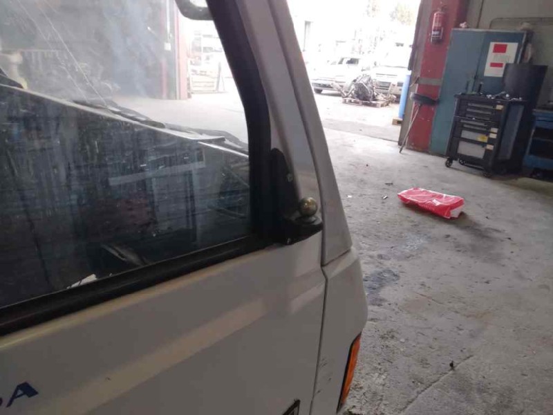 mercedes mb 100 d caja cerrada / combi del año 1989