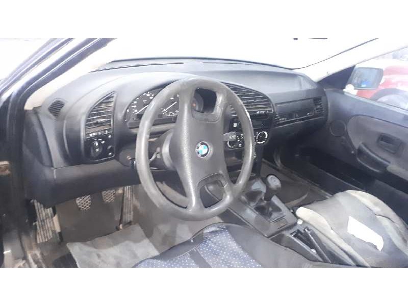 bmw serie 3 berlina (e36) del año 1992