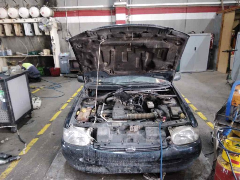 ford escort berlina/turnier del año 1995