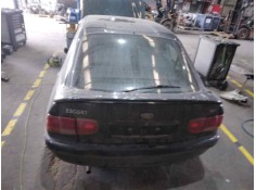 ford escort berlina/turnier del año 1995 2