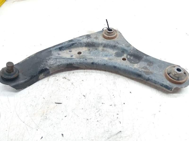 Recambio de brazo suspension inferior delantero izquierdo para nissan juke (f15) 1.5 dci referencia OEM IAM 54501BA60A  