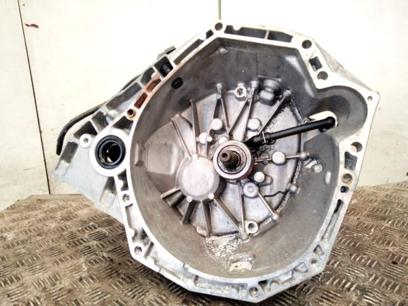 Recambio de caja cambios para nissan juke (f15) 1.5 dci referencia OEM IAM 320101KB0A  
