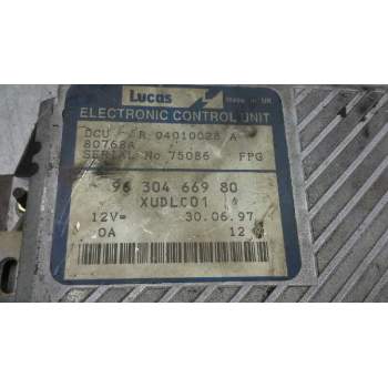 Recambio de centralita motor uce para peugeot 406 berlina (s1/s2) svdt referencia OEM IAM 9630466980 R04010028 80768A