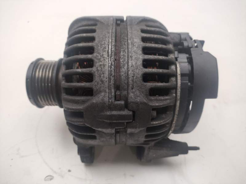 Recambio de alternador para mitsubishi outlander (cw0) challenge 4wd referencia OEM IAM  06F903023F 