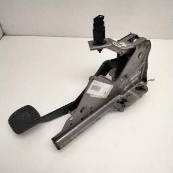 Recambio de pedal freno para nissan micra (k12e) 1.4 cat referencia OEM IAM   110002