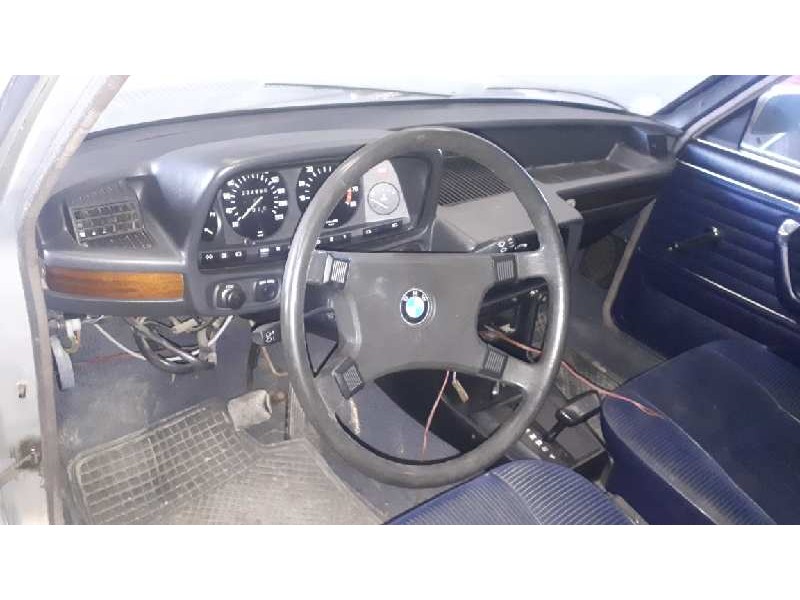 bmw serie 5 (e28) del año 1981