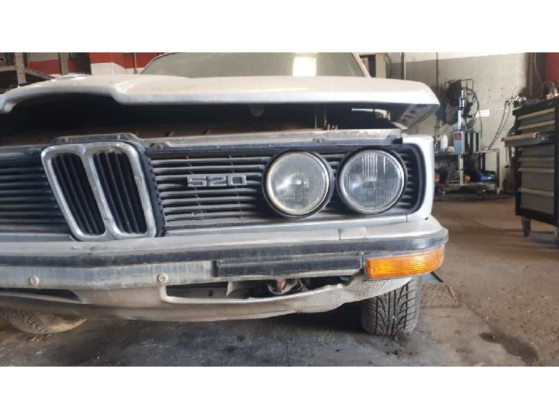 bmw serie 5 (e28) del año 1981