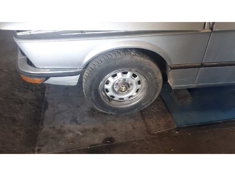 bmw serie 5 (e28) del año 1981