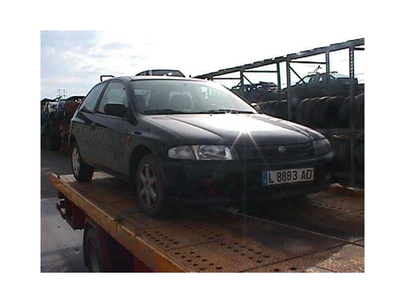mazda 323 berlina (bg) del año 1989