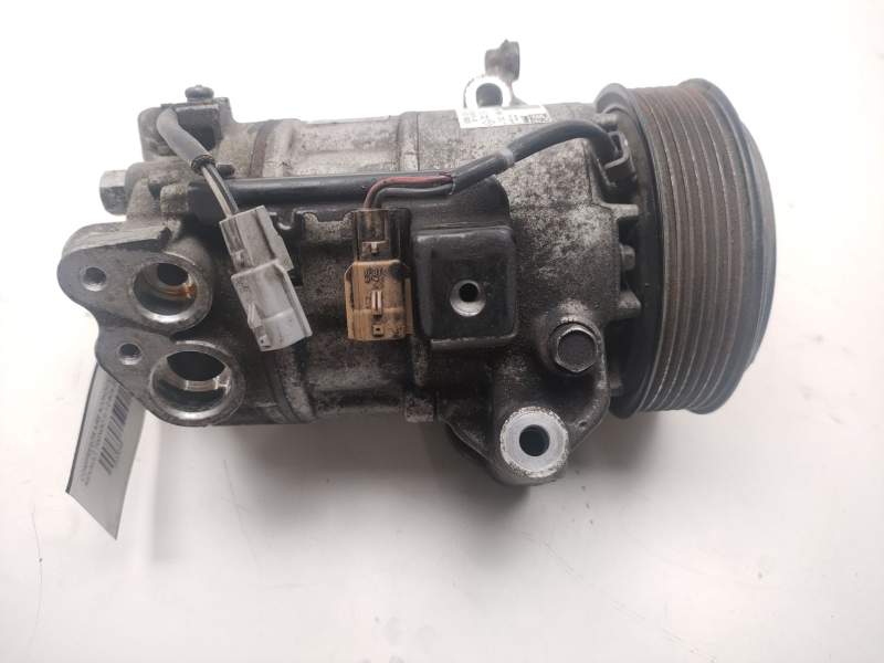 Recambio de compresor aire acondicionado para renault twingo iii 1.0 sce referencia OEM IAM  926001991R--B 