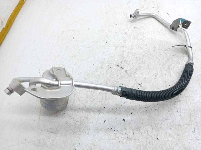Recambio de tubos aire acondicionado para nissan leaf (ze0) electric referencia OEM IAM 924903NL0B  