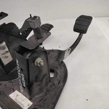 Recambio de pedal embrague para renault master desde ´98 referencia OEM IAM   110075