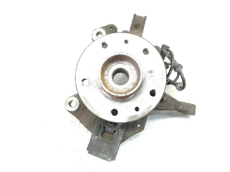 Recambio de mangueta delantera izquierda para renault scenic iii 1.4 tce referencia OEM IAM   
