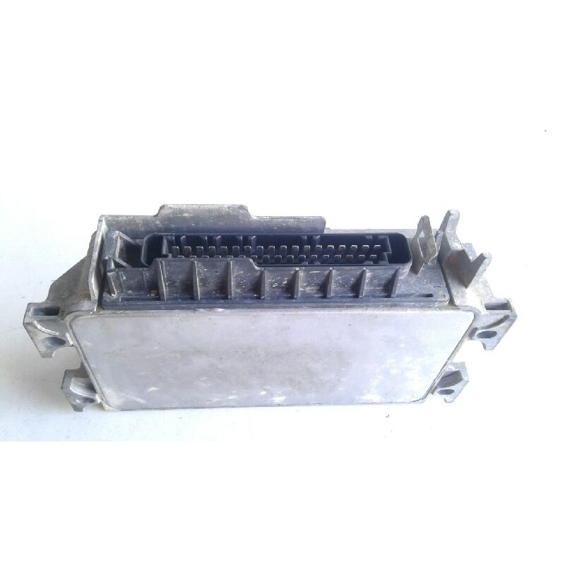 Recambio de centralita motor uce para fiat punto berlina (176) 60 sx referencia OEM IAM 4654515261602  
