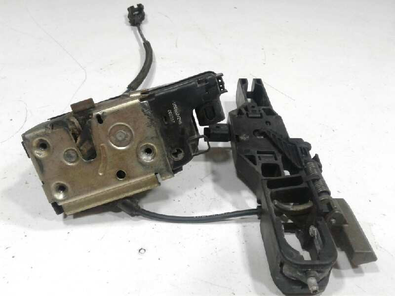 Recambio de cerradura puerta delantera derecha para renault laguna ii (bg0) privilege referencia OEM IAM 8200000662  