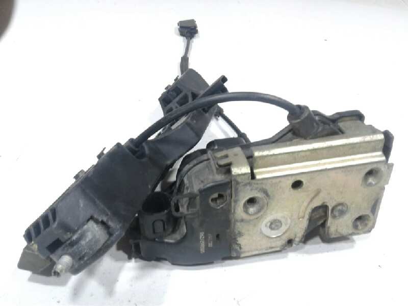 Recambio de cerradura puerta delantera derecha para renault laguna ii (bg0) privilege referencia OEM IAM 8200000662  