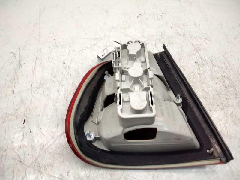 Recambio de piloto trasero derecho para seat cordoba berlina (6k2) glx referencia OEM IAM 6K5945112  