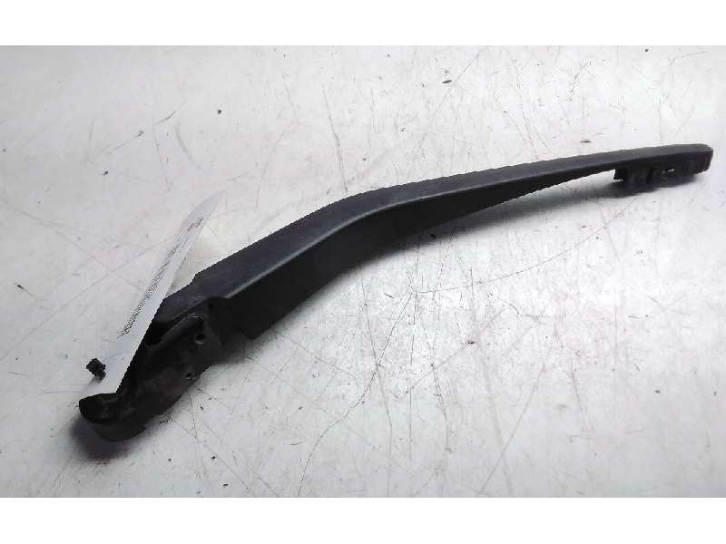 Recambio de brazo limpia trasero para bmw serie 1 lim. (f20) 114i referencia OEM IAM 7241984  