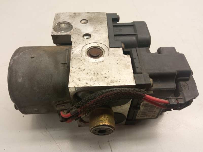 Recambio de centralita abs para volkswagen passat berlina (3b2) comfortline referencia OEM IAM 9610440273004281  