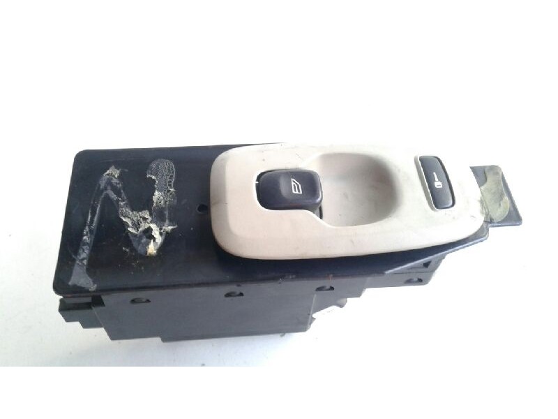 Recambio de mando elevalunas delantero derecho para volvo s60 berlina 2.4 d kinetic (120kw) referencia OEM IAM 30746075  