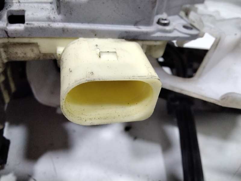 Recambio de cerradura puerta trasera izquierda para volkswagen passat berlina (3c2) 2.0 tdi dpf referencia OEM IAM 140614  