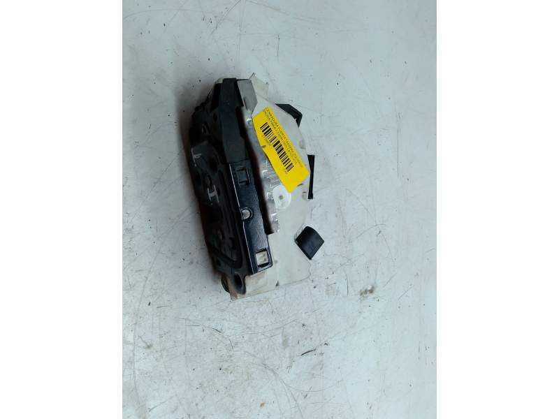Recambio de cerradura puerta trasera izquierda para skoda fabia ii combi (545) 1.6 tdi referencia OEM IAM 5N0839015D  
