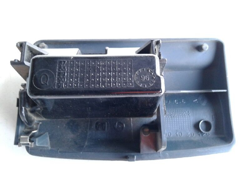 Recambio de cenicero para renault rapid/express (f40) 1.3 básico familiar / rl (f406) referencia OEM IAM 6001030129  