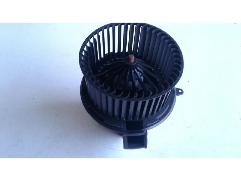 Recambio de motor calefaccion para citroen c3 tonic referencia OEM IAM T4190015775  